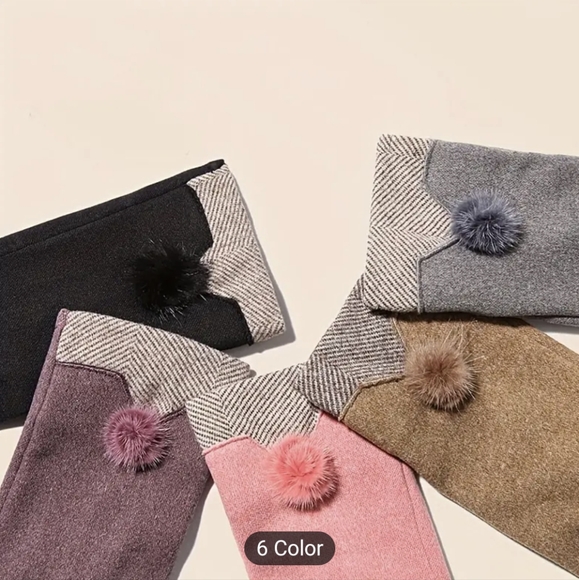 NWT Winter Touchscreen Gloves - Picture 3 of 4